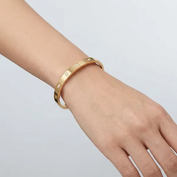 Anti-Tarnished_Bangles_Gold