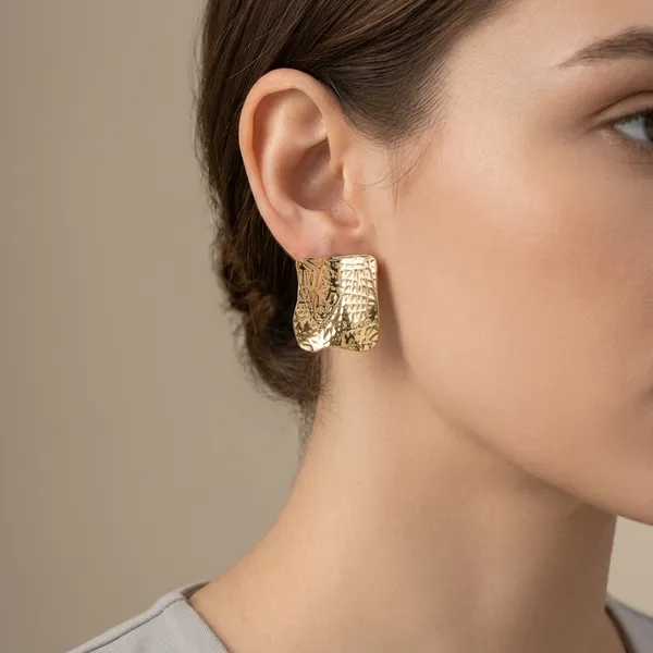 Anti_Tarnish_Gold_Alloy_Gold_Plated_Square_Stud_Earrings_For_Women