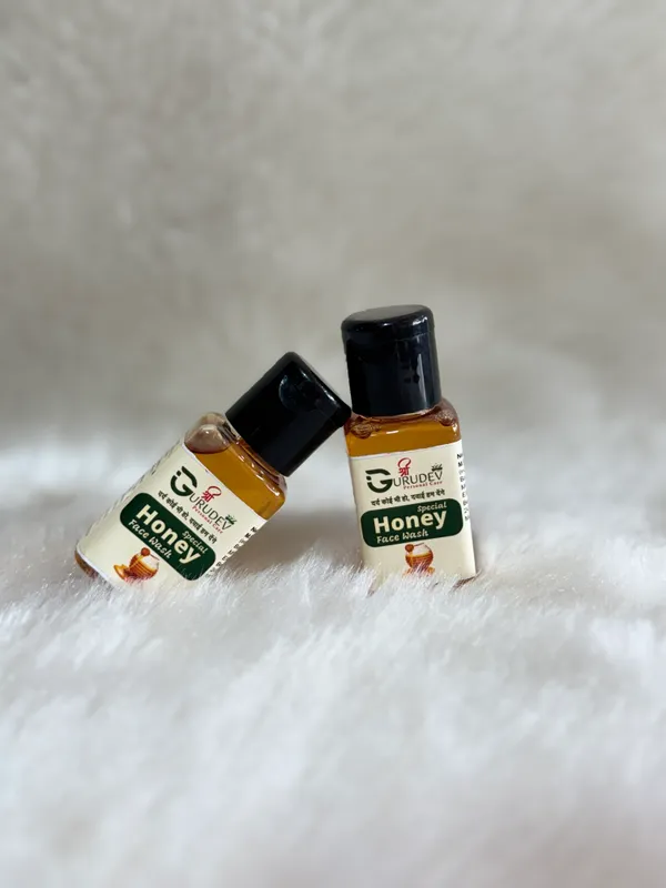 Face_Wash)_Honey_Face_Wash_Oil_For_Radiant_Skin_30Ml