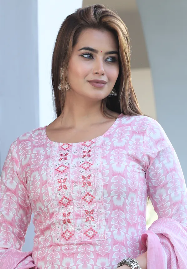 Pink_Floral_Printed_Straight_Kurta_Salwar_Set_For_Women