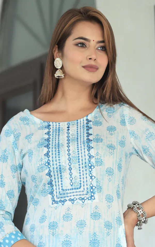 Blue_Floral_Printed_Straight_Kurta_Set_For_Women