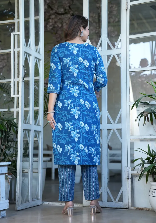 Blue_Floral_Printed_Straight_Kurta_Set_For_Women