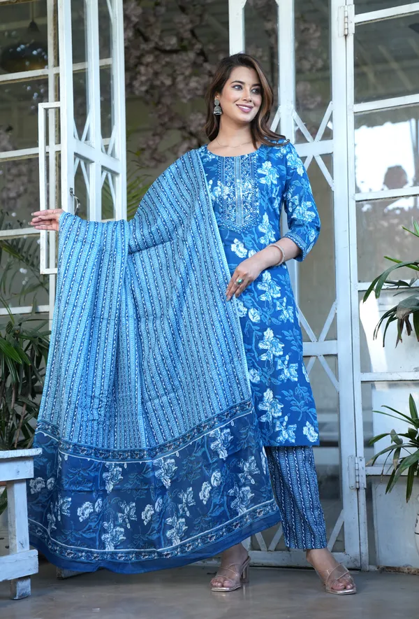 Blue_Floral_Printed_Straight_Kurta_Set_For_Women