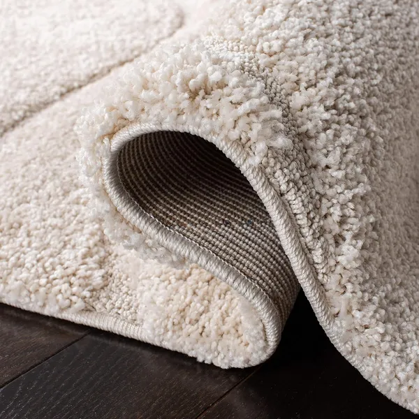 Microfiber_Polyester_Modern_Solid_Round_Shaggy_Rug_Ivory_Off_White
