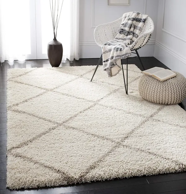 Microfiber_Polyester_Handcrafted_Trellis_Square_Shaggy_Rug_Ivory_Beige