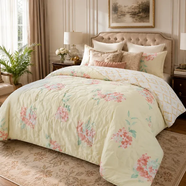 Cream_Microfiber_Floral_With_Geometric_Reverse_Quilt_For_Bedroom