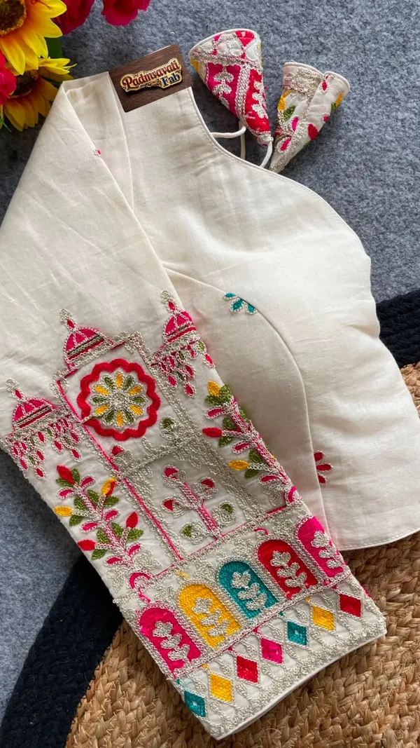 White_Silk_Cotton_Jharokha_Embroidered_Blouse_For_Women