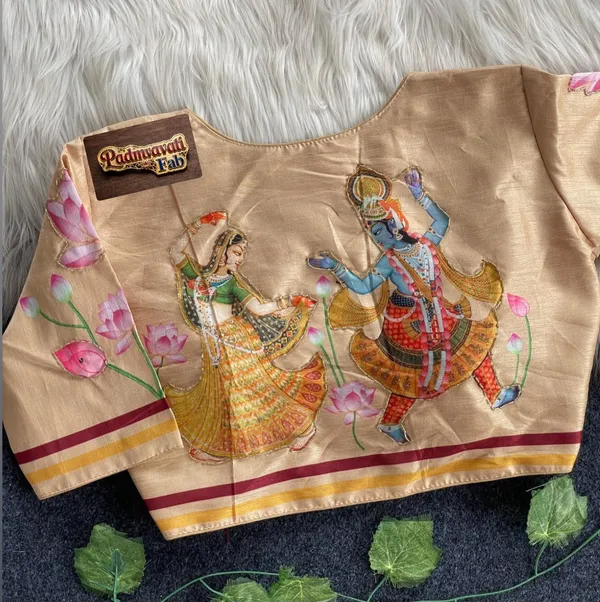 Cream_Cotton_Silk_Hand-Painted_Scoop_Neck_Choli_For_Women