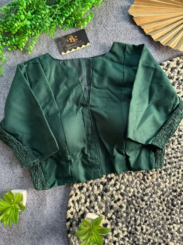 Presenting_Plain_Streachable_Smock_Designer_Blouse