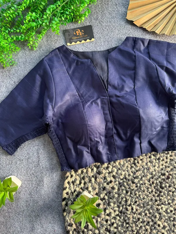 Presenting_Plain_Streachable_Smock_Designer_Blouse