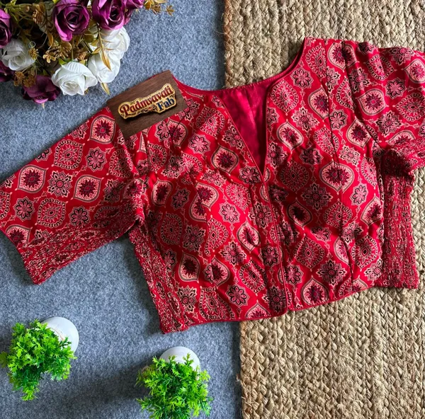 Presenting_Regal_Ajrakh_Print_Cotton_Readymade_Saree_Blouse
