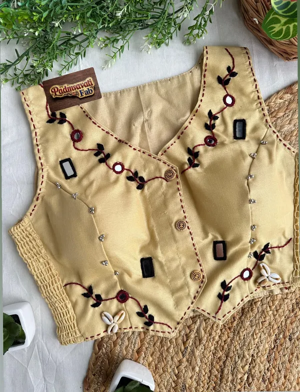 Cream_Cotton_Sleeveless_Mirror_Work_Vest_Blouse_For_Women