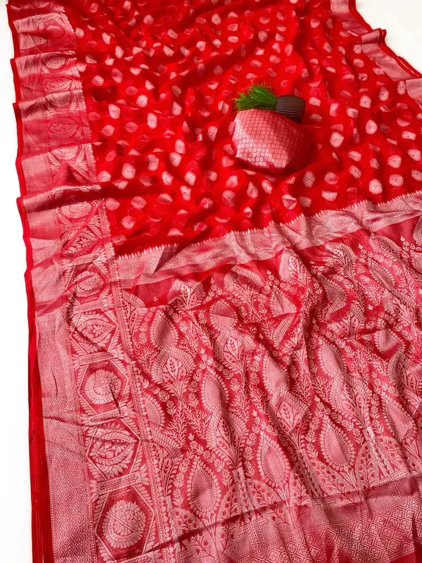 Georette_Soft_Silk_Saree_Banarasi_Silk_Saree_Trending_Colour