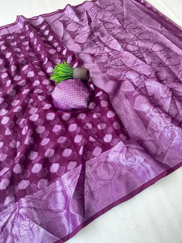 Georette_Soft_Silk_Saree_Banarasi_Silk_Saree_Trending_Colour
