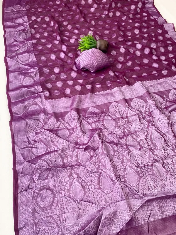 Georette_Soft_Silk_Saree_Banarasi_Silk_Saree_Trending_Colour