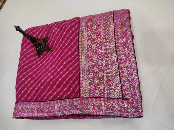 Pink_Georgette_Striped_Bollywood_Saree_For_Women