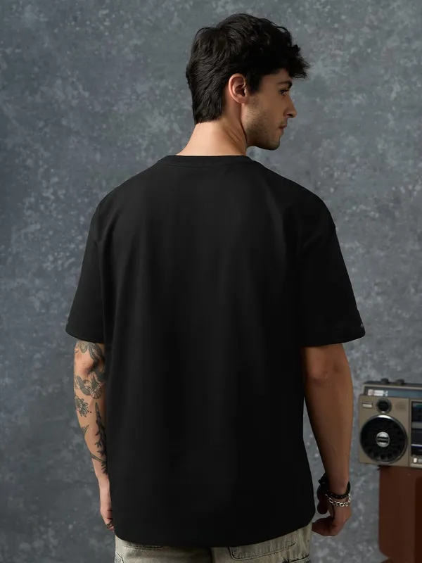 Black_Men's_Cotton_Oversize_T_shirt