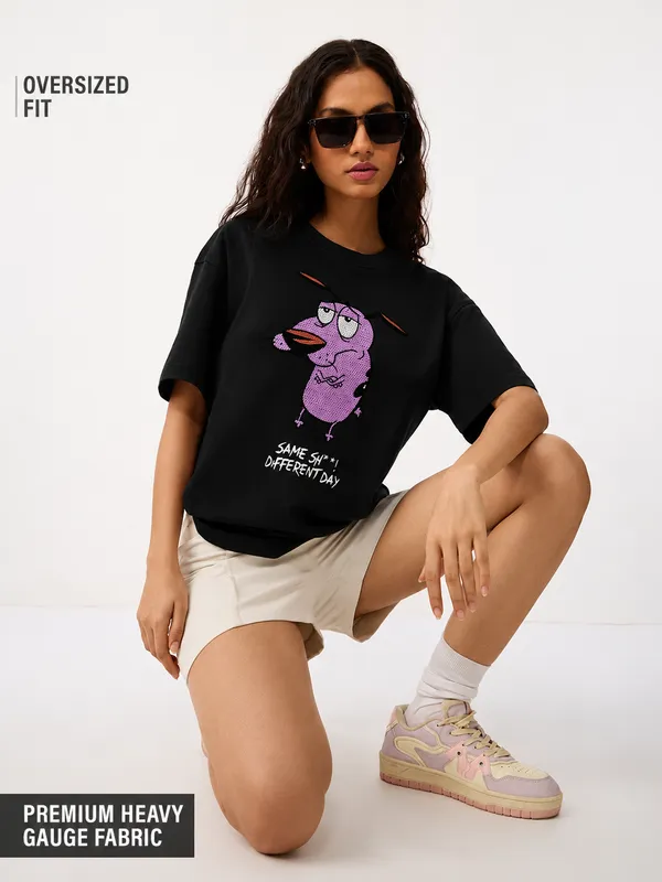 Black_Women's_Cotton_Oversize_T_shirt