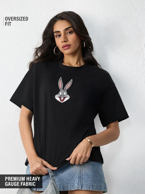 Black_Women's_Cotton_Oversize_T_shirt