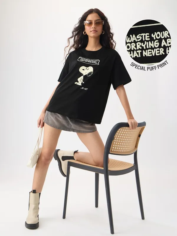 Black_Women's_Cotton_Oversize_T_shirt