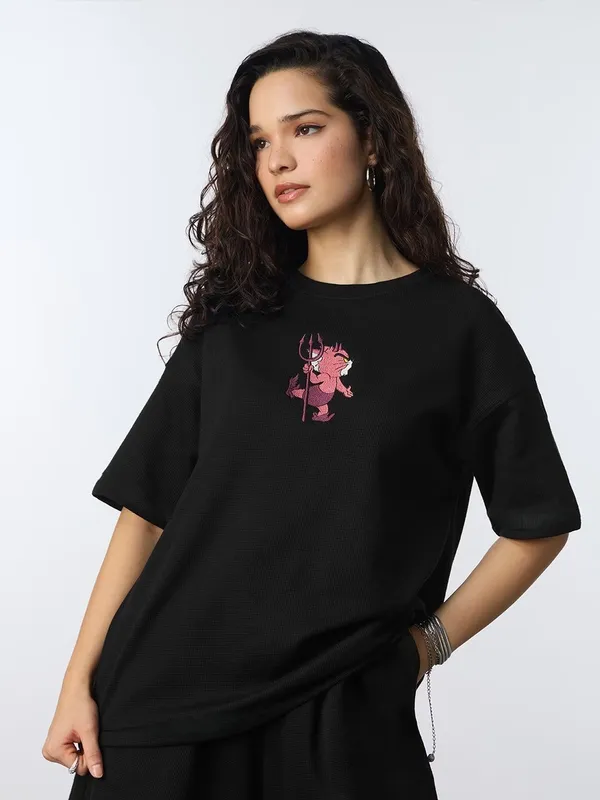 Black_Women's_Cotton_Oversize_T_shirt