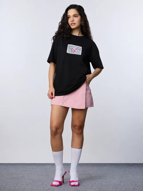 Black_Women's_Cotton_Oversize_T_shirt