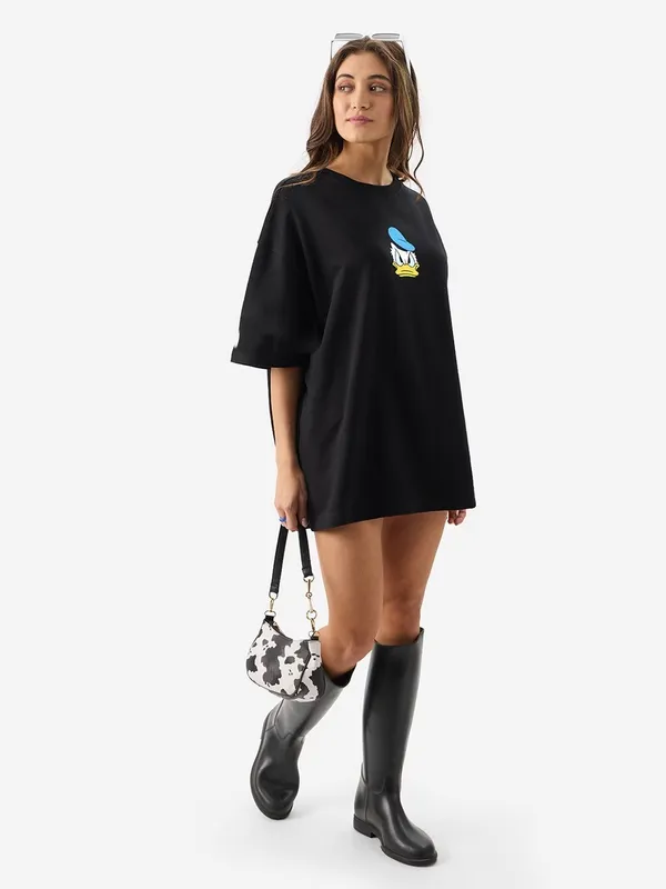 Black_Women's_Cotton_Oversize_T_shirt