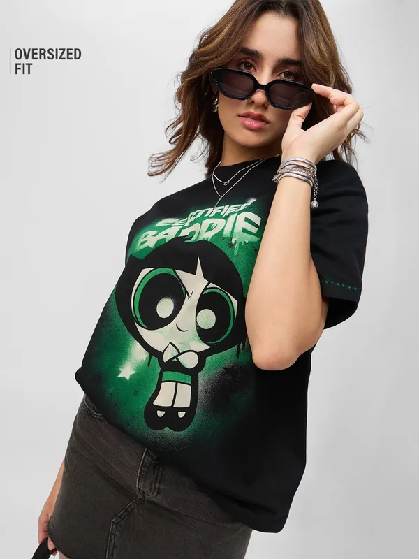 Black_Women's_Cotton_Oversize_T_shirt