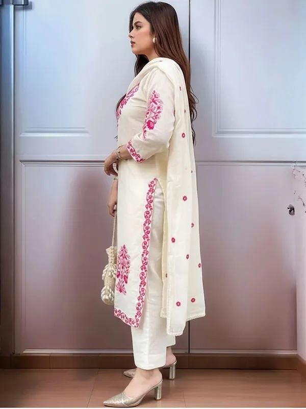 JaipuriSilk.com_Premium_Women's_Off-White_Floral_Printed_Cotton_Kurta_Pant_Set_with_Cotton_Dupatta_|_Elegant_Ethnic_Wear_|_Festive_&_Casual_Suit_Set