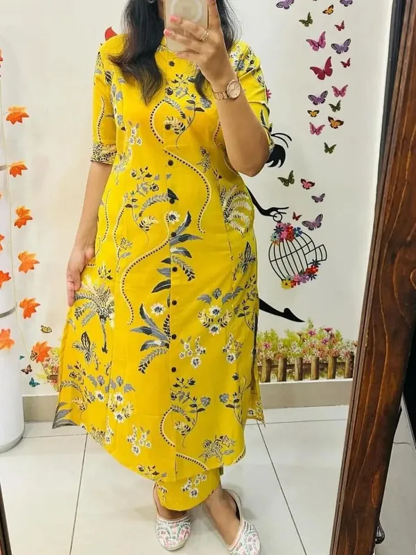 Women’s_Yellow_Floral_Printed_Kurta_Pant_Set_|_Elegant_Straight_Kurta_with_Printed_Pant_|_3/4_Sleeve_Ethnic_Wear_Set_|_Jaipurisilk.com