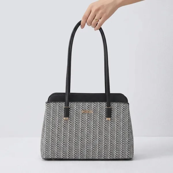Black_and_White_Woven_Pattern_Structured_Shoulder_Bag_for_Women