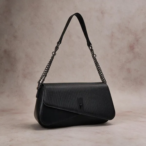 Black_Textured_Chain_Strap_Shoulder_Bag_for_Women