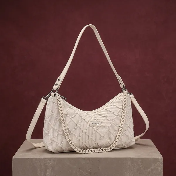Cream_Quilted_Chain_Detail_Shoulder_Bag_for_Women