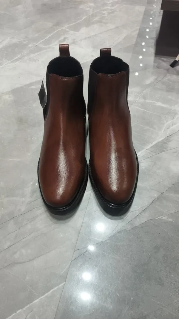 Tan_Leather_Ankle_Boots_For_Man
