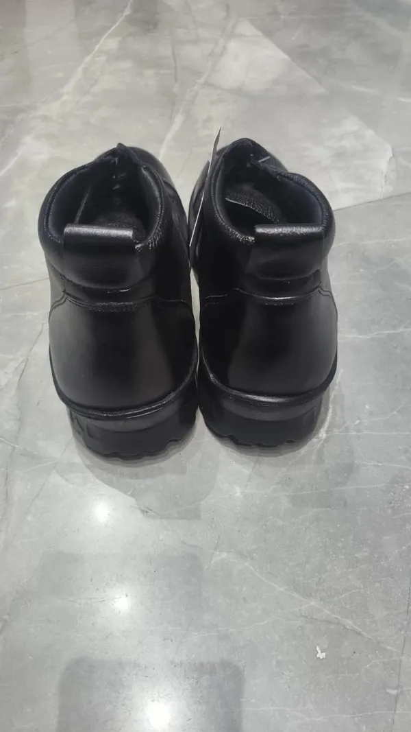 Black_Leather_Lace_Up_Ankle_Boots_For_Men