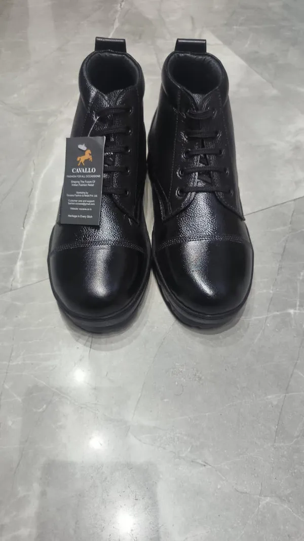 Black_Leather_Lace_Up_Ankle_Boots_For_Men