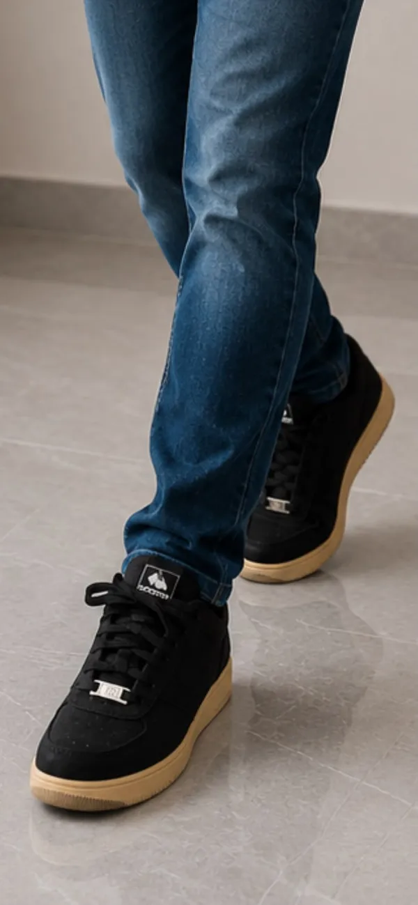 Black_and_Gum_Sole_Low-Top_Sneakers