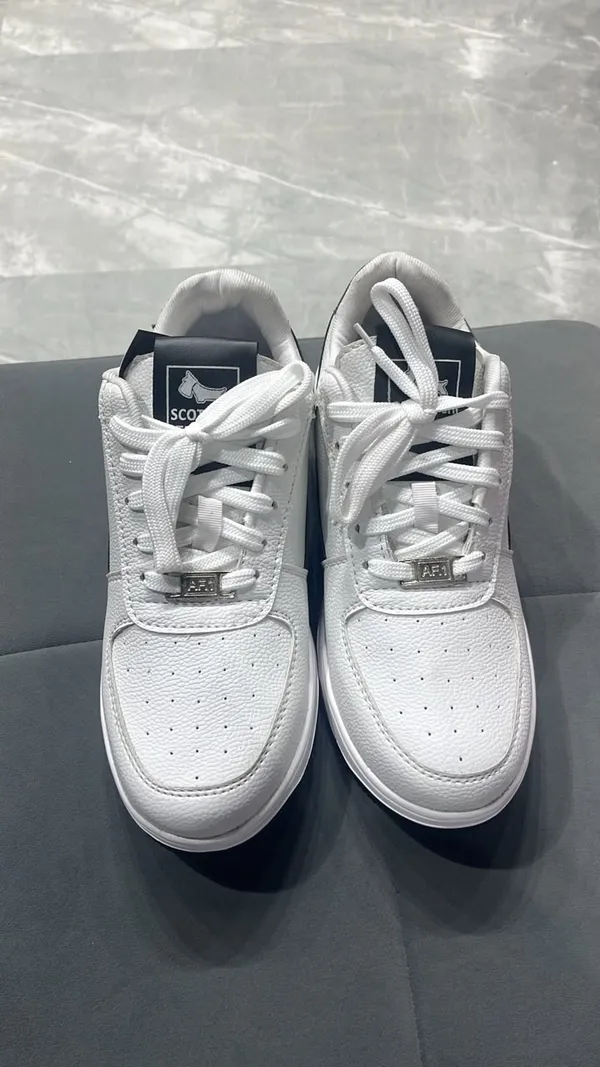 Classic_White_Sneaker_with_Black_Stripe_Accent