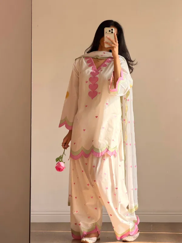 FS_-_221_New_Launching_Đěsigner_Party_Wear_Look_top_with_Farshi_salwar