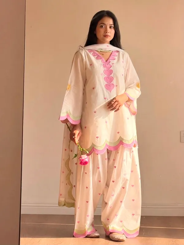 FS_-_221_New_Launching_Đěsigner_Party_Wear_Look_top_with_Farshi_salwar