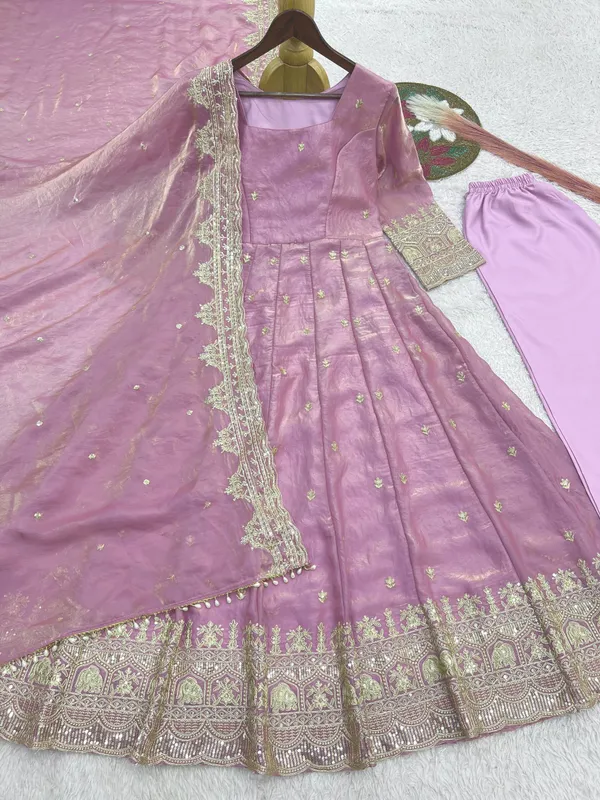 KD_1633_Beautiful_Pink_Anarkali_kurta_set