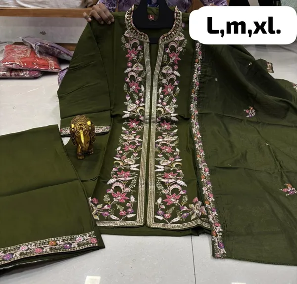 KS-321_HEAVY_MASLIN_HAND_WORK_KURTI_WITH_PLAZOO_&_HEAVY__DUPATTA