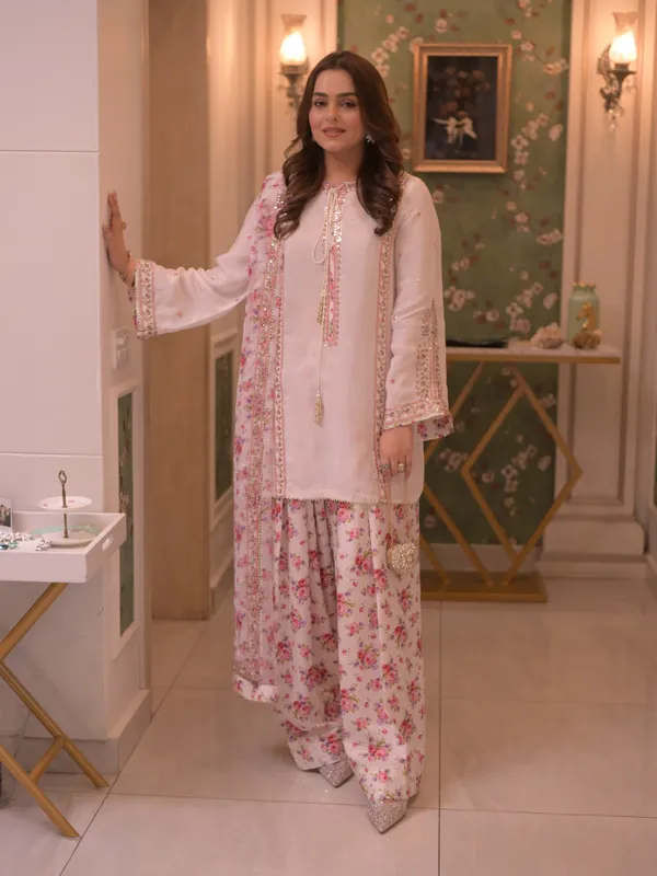 KS-387_Kurta_,_Farshi_Salwar_and_Dupatta_Set