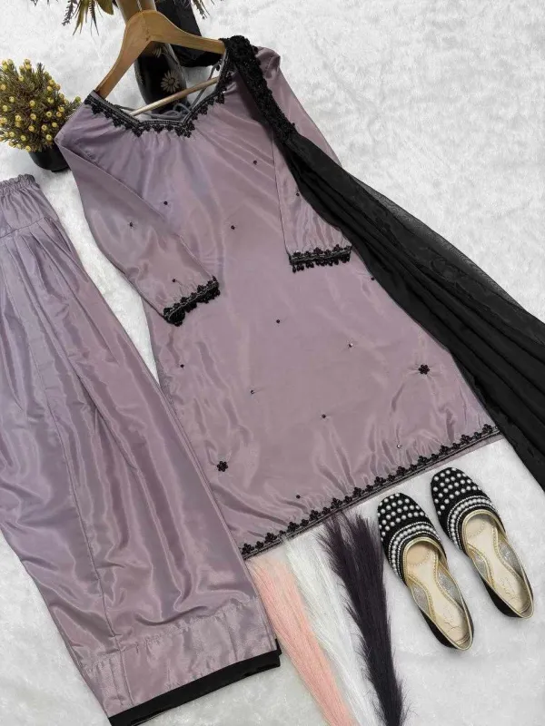 MC_2034_Premiuum_Elegance_Comfort_Wear_Silk_Light_Purple_Dress