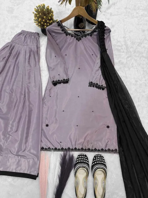 MC_2034_Premiuum_Elegance_Comfort_Wear_Silk_Light_Purple_Dress
