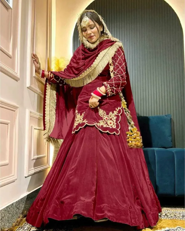 MF_448_Premium_Traditional_Silk_Orange_Lehengha_With_Zari