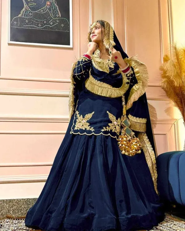 MF_448_Premium_Traditional_Silk_Orange_Lehengha_With_Zari