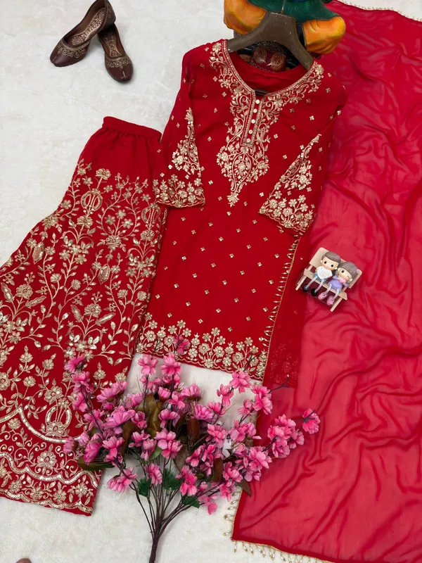 RAS-105_ENHANCE_THE_BEAUTY_OF_YOUR_WARDROBE_WITH_THIS_NEWLY_LAUNCHED_KURTI_,_PALAZZO_&_DUPATTA_SET*