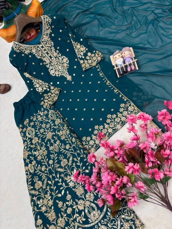 RAS-106_ENHANCE_THE_BEAUTY_OF_YOUR_WARDROBE_WITH_THIS_NEWLY_LAUNCHED_KURTI_,_PALAZZO_&_DUPATTA_SET*