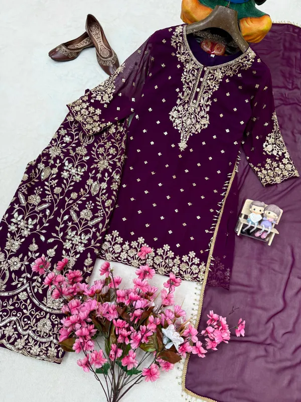 RAS-107_ENHANCE_THE_BEAUTY_OF_YOUR_WARDROBE_WITH_THIS_NEWLY_LAUNCHED_KURTI_,_PALAZZO_&_DUPATTA_SET*